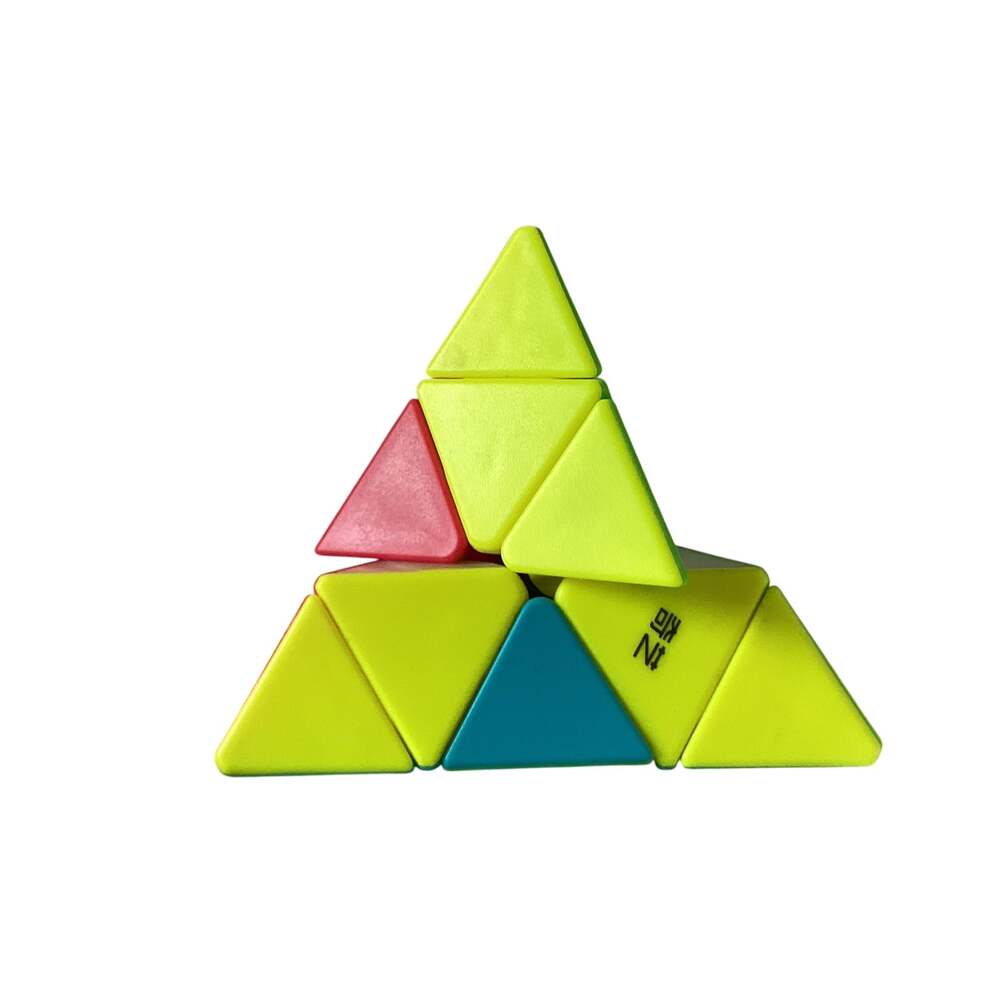 QY Pyraminx Puzzle - Picture 4 of 5